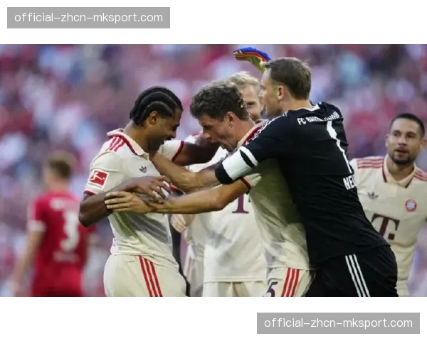 斯图加特2-2拜仁慕尼黑，凯恩点射难救主