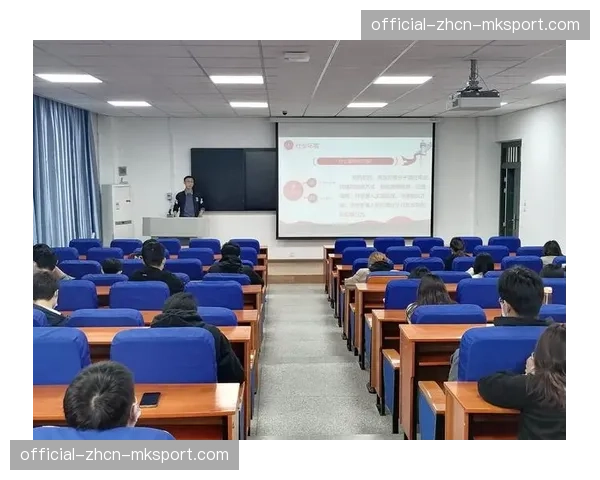 “金融知识”讲座在多个球队展开，帮助新秀球员管理财富